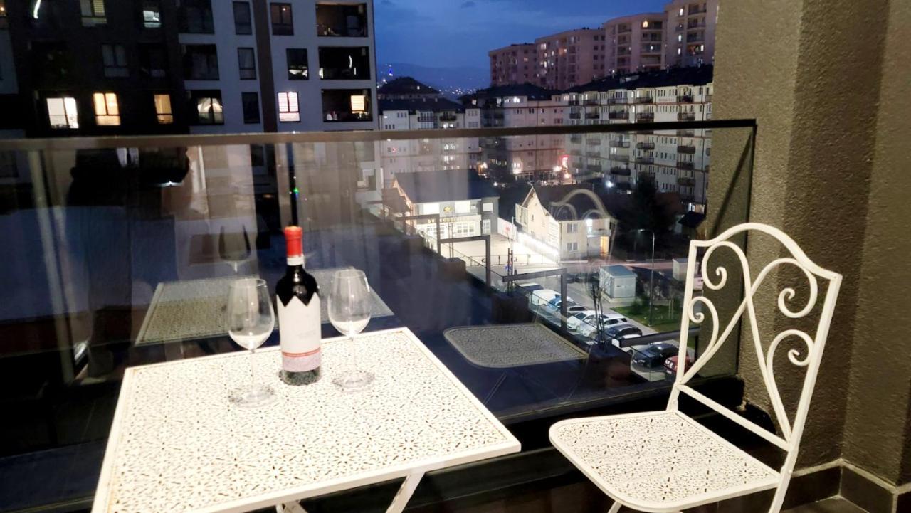 Studio Apartment Lora Lux سراييفو المظهر الخارجي الصورة