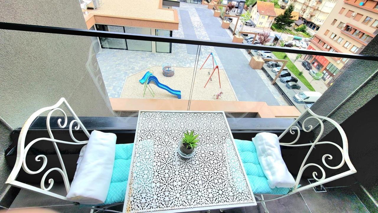 Studio Apartment Lora Lux سراييفو المظهر الخارجي الصورة